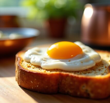 Maîtrisez l’art subtil de l’œuf poché : guide complet et conseils pour une cuisson impeccable